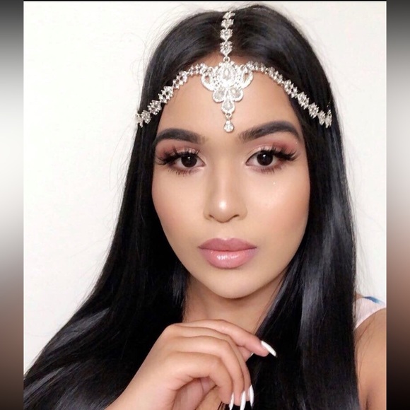 middle eastern headpiece